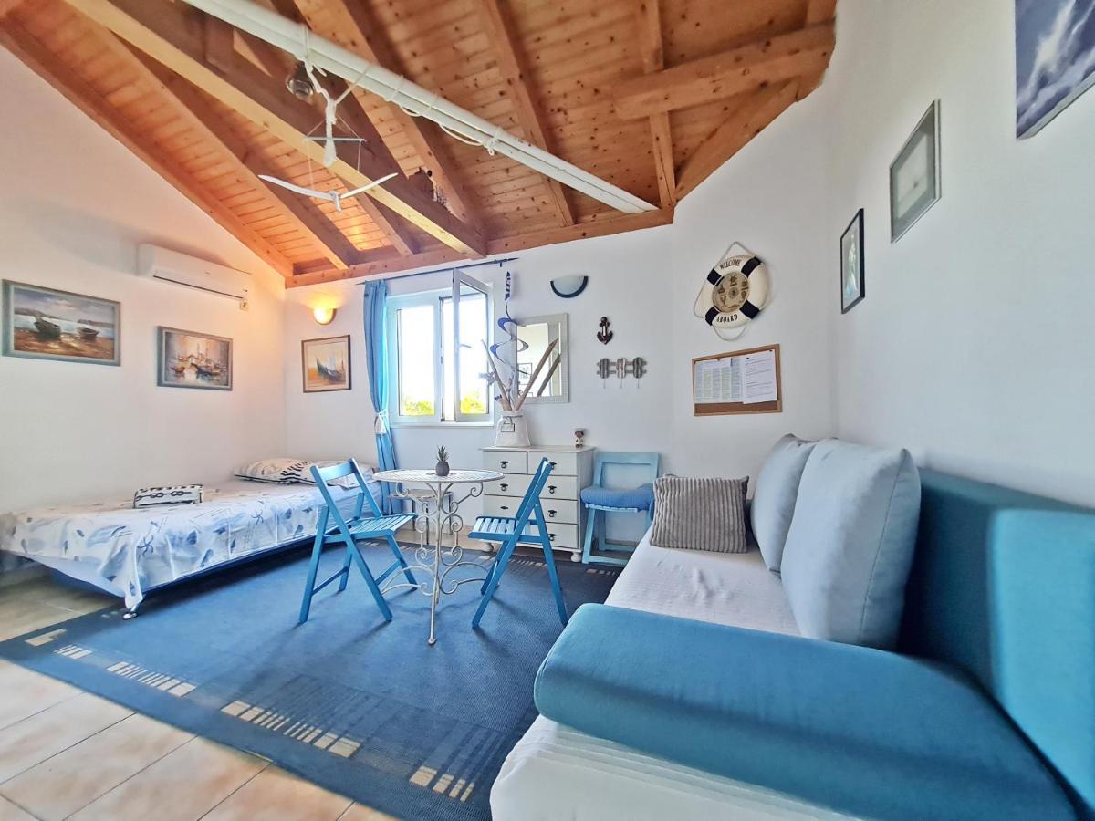 Apartment Ivana Borak Omiš Extérieur photo