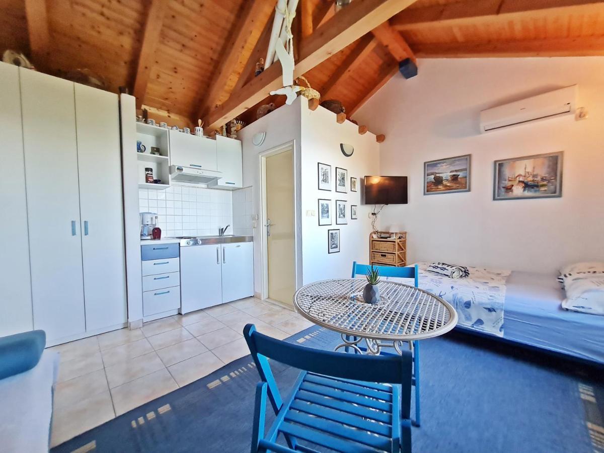 Apartment Ivana Borak Omiš Extérieur photo